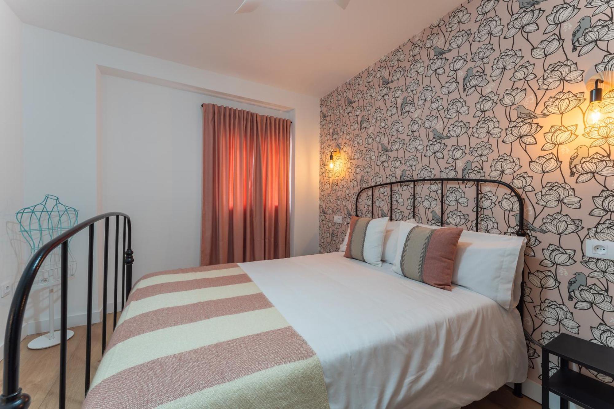 Apartamentos Turisticos Lulu Мерида Екстериор снимка