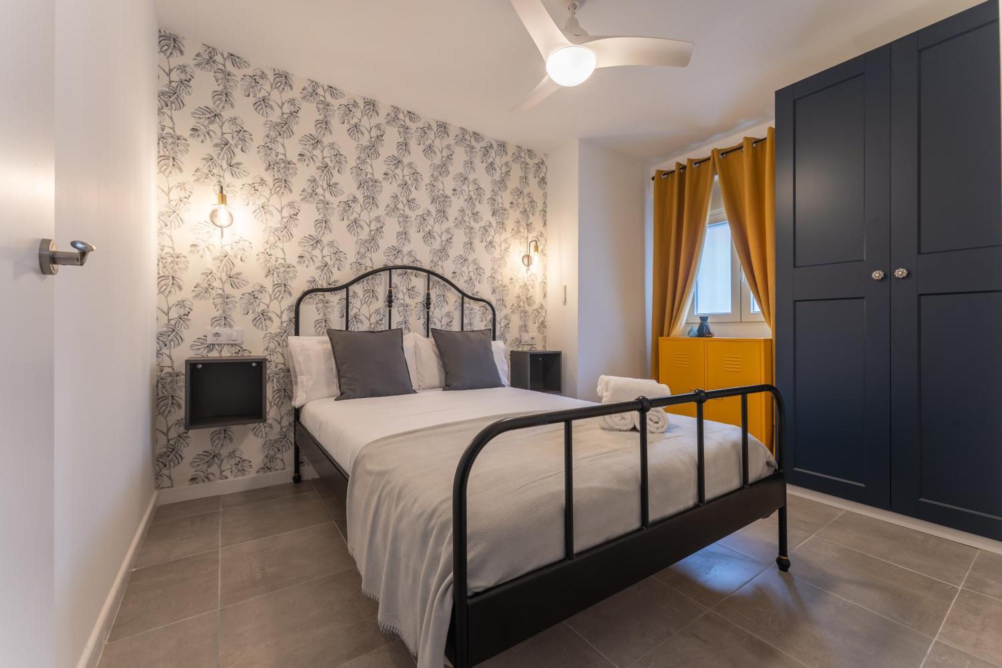 Apartamentos Turisticos Lulu Мерида Екстериор снимка
